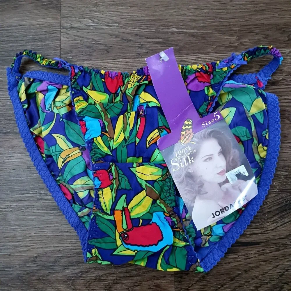 New‎ Vintage Jordache 100% Washable Silk String Parrot Bikini Panties Size 5